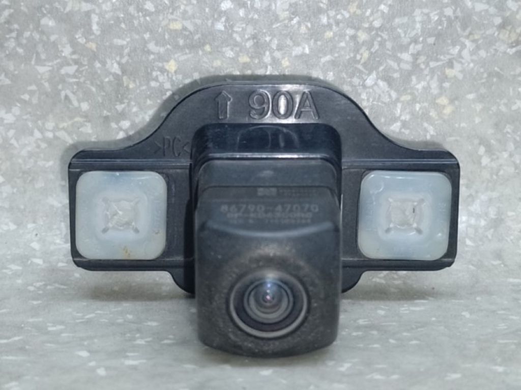 86790-47070 | Камера заднего вида TOYOTA PRIUS 16- - Фото 2