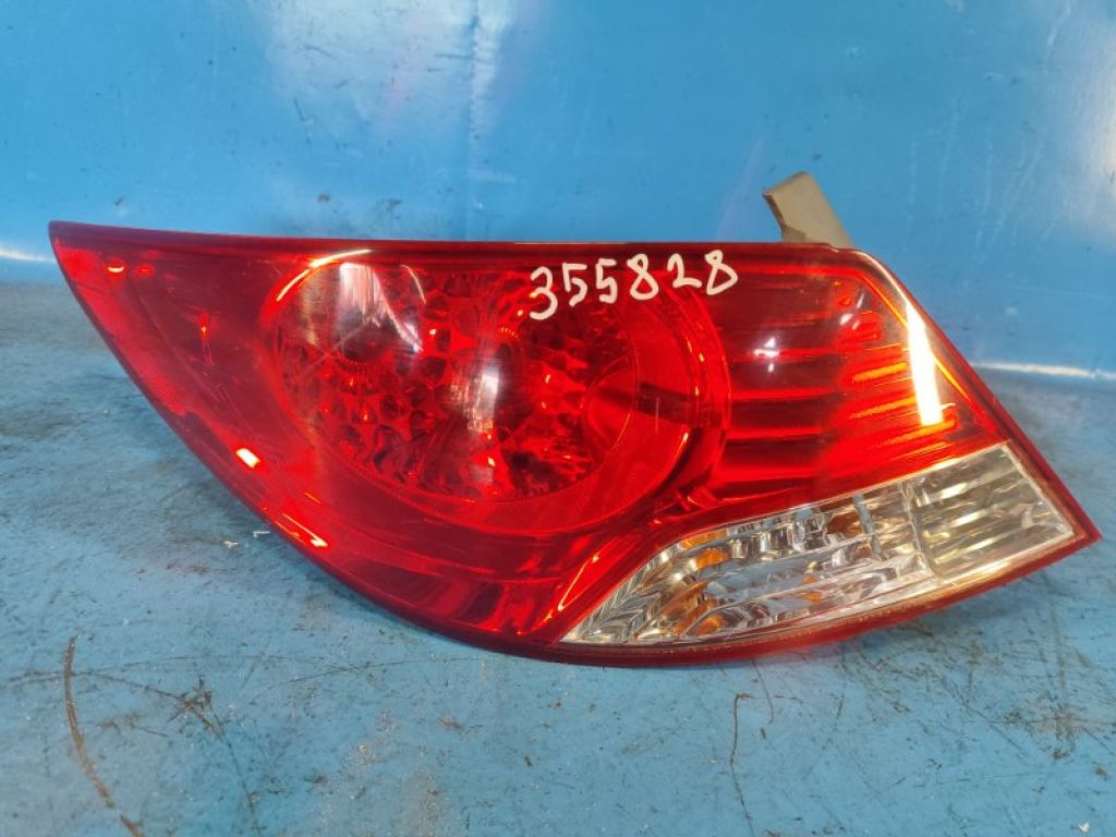 92401-1R010 | Фонарь наружный лев. HYUNDAI ACCENT RB 10-
