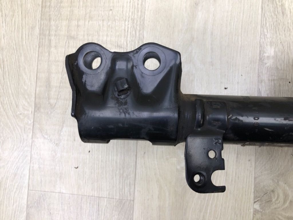 485108Z010 | Амортизатор передн. прав. TOYOTA COROLLA 150 06-13 - Фото 5