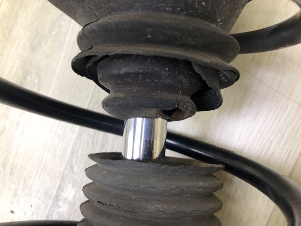 485108Z010 | Амортизатор передн. прав. TOYOTA COROLLA 150 06-13 - Фото 7