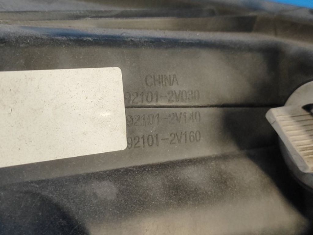 92101-2V000 | Фара лів. HYUNDAI VELOSTER 11-18 - Фото 8