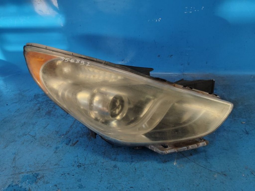 92102-4R050 | Фара прав. HYUNDAI SONATA YF 10-14