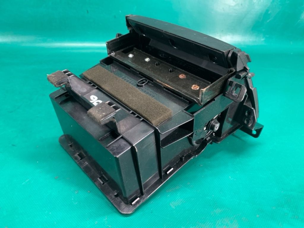 84780-3S000 | Бардачок HYUNDAI SONATA YF 10-14 - Фото 3