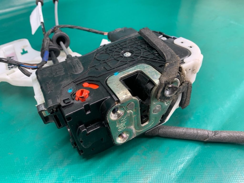 81420-3S000 | Замок двері задн. прав. HYUNDAI SONATA YF 10-14 - Фото 6