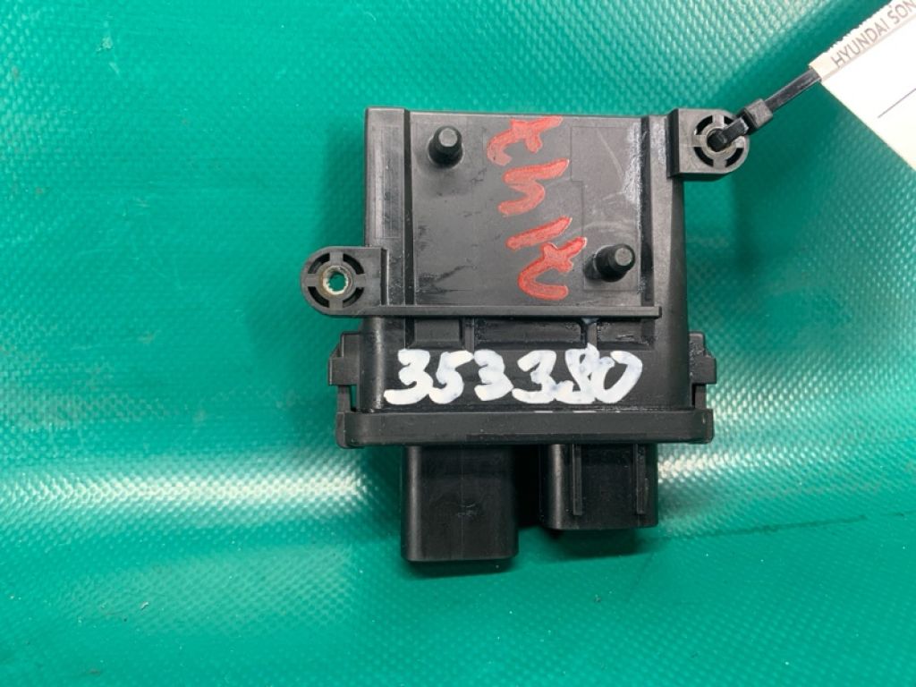 88950-3Q500 | Блок електронний HYUNDAI SONATA YF 10-14 - Фото 3