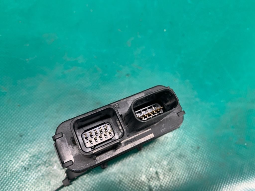 88950-3Q500 | Блок електронний HYUNDAI SONATA YF 10-14 - Фото 4