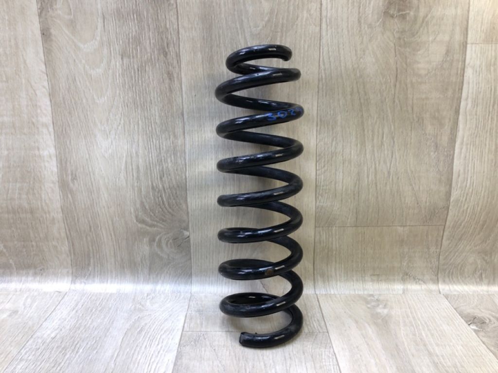 A 205 324 25 04 | Пружина задней подвески MERCEDES C-CLASS A205 16-21