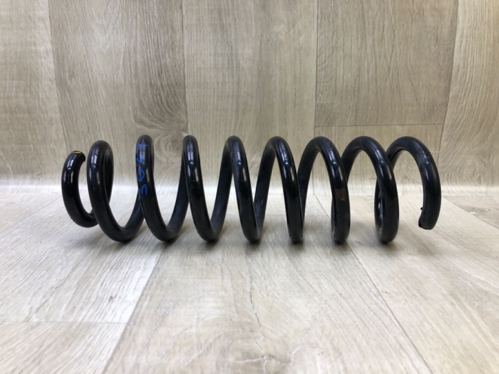 A 205 324 25 04 | Пружина задней подвески MERCEDES C-CLASS A205 16-21 - Фото 2