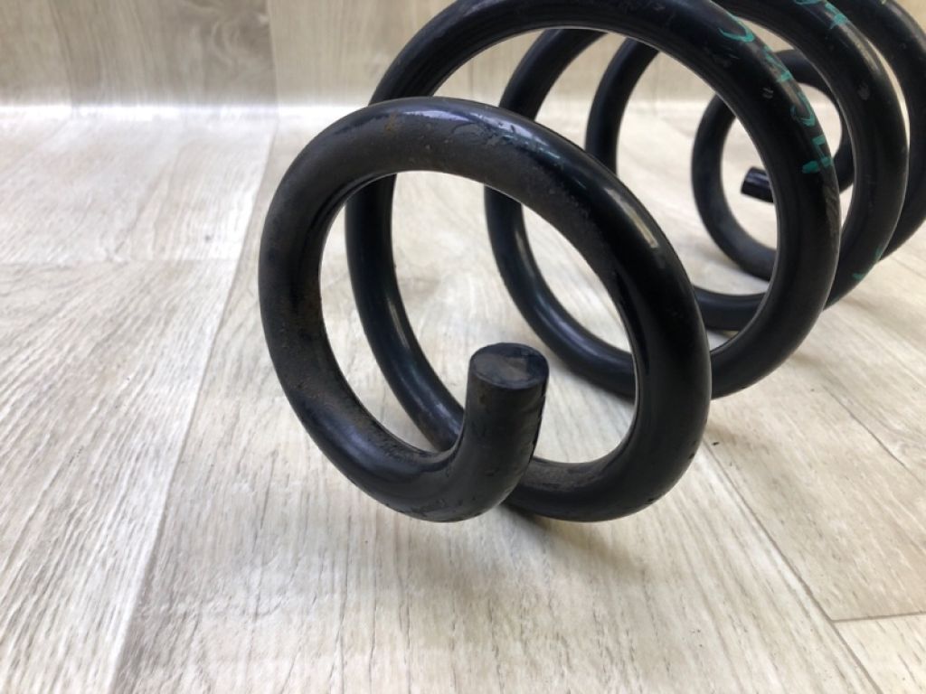 55020JM10A | Пружина задньої підвіски NISSAN ROGUE 08-15 - Фото 4