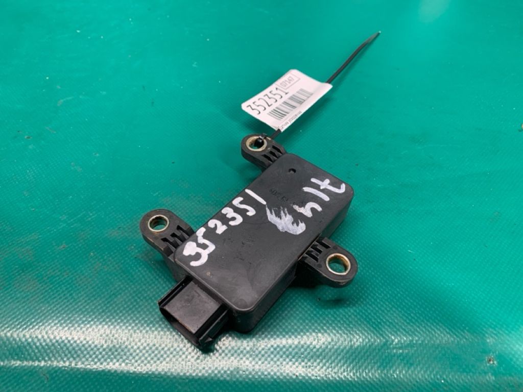 95690-4R100 | Датчик ускорения HYUNDAI SONATA YF 10-14 - Фото 3