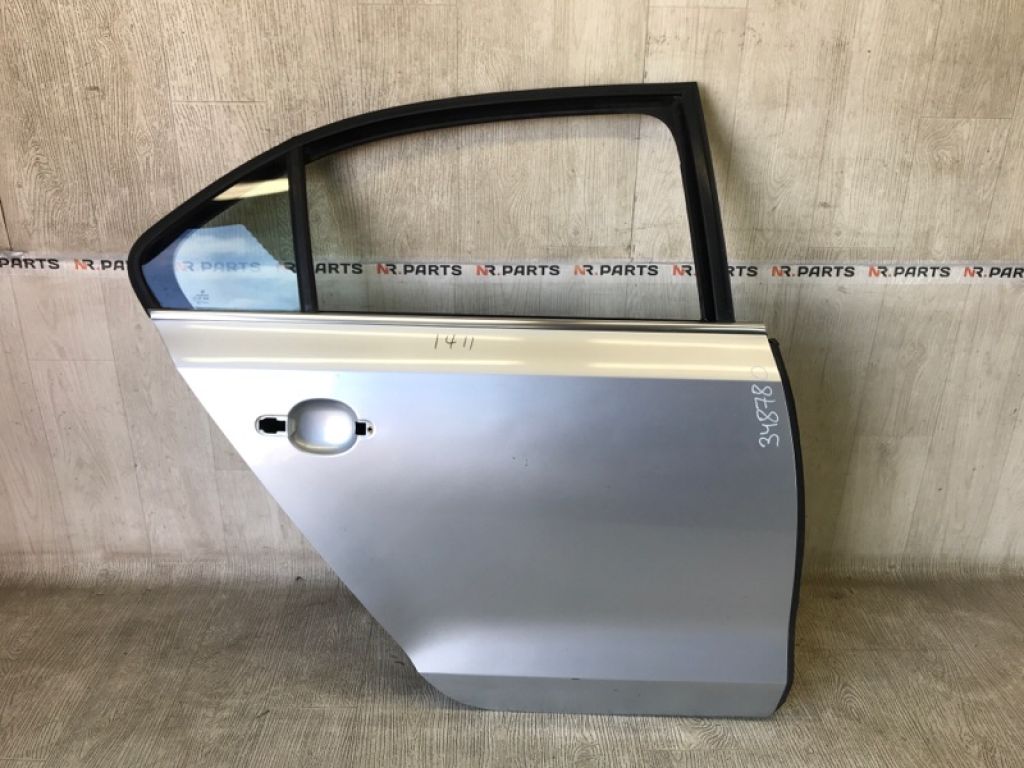 5C6 833 056 A | Двері задн. прав. VOLKSWAGEN JETTA USA 10-17