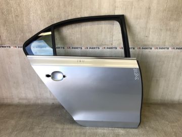 Двері задн. прав. VOLKSWAGEN JETTA USA 10-17