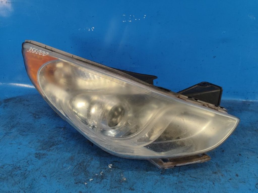 92102-4R050 | Фара прав. HYUNDAI SONATA YF 10-14