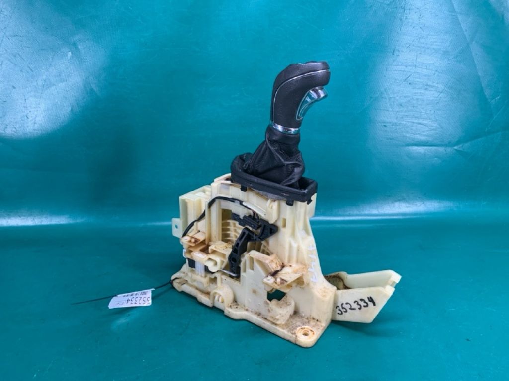 46700-3Q100 | Куліса АКПП HYUNDAI SONATA YF 10-14