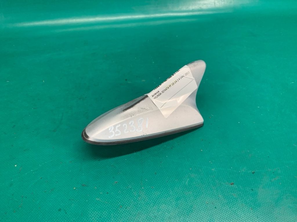 96250-4R100Y2U | Антена HYUNDAI SONATA YF 10-14