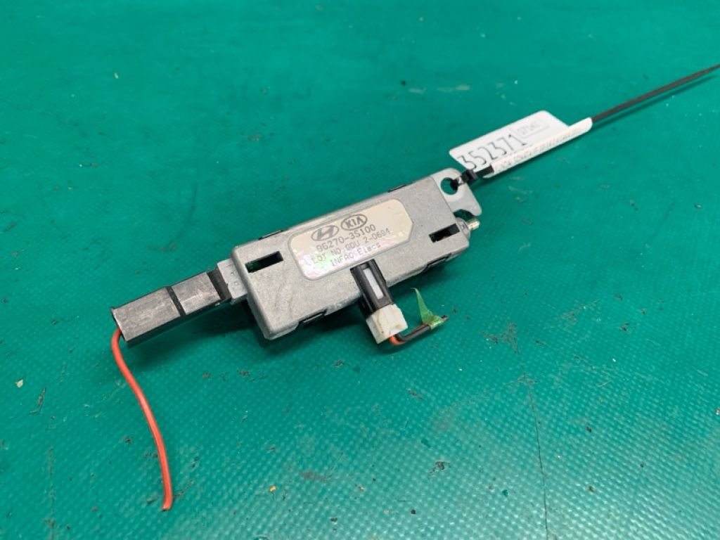 96270-3S100 | Підсилювач антени HYUNDAI SONATA YF 10-14 - Фото 2