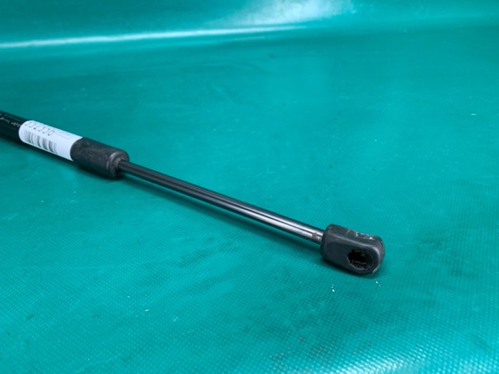 81171-3S000 | Амортизатор капота прав. HYUNDAI SONATA YF 10-14 - Фото 3