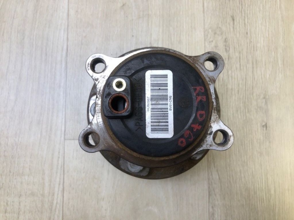 BV6Z-1104-B | Ступица задн. прав. FORD FOCUS 10-18 - Фото 3