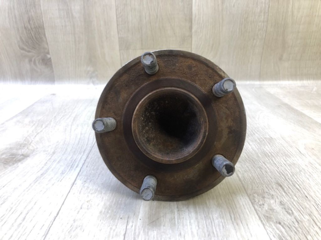 BV6Z-1104-B | Ступица задн. прав. FORD FOCUS 10-18 - Фото 4