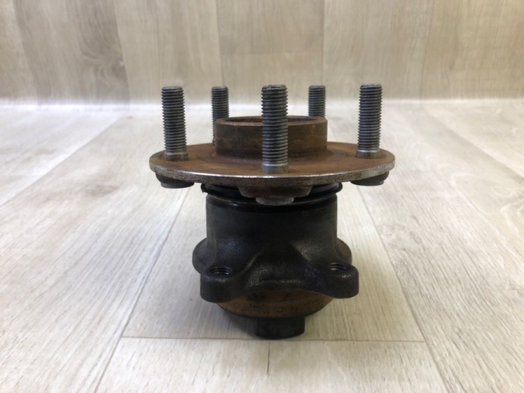 BV6Z-1104-B | Ступица задн. прав. FORD FOCUS 10-18 - Фото 5