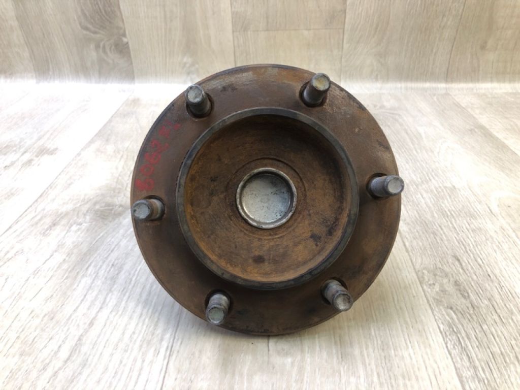 4357004011 | Маточина колеса передн. лів. TOYOTA TACOMA 05-15 - Фото 2