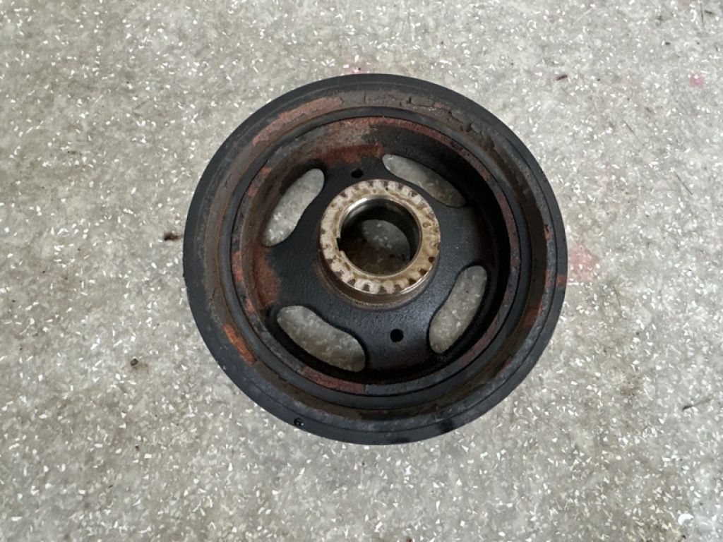 12303-1KC0A | Шків коленвалу NISSAN JUKE 10-19 - Фото 2