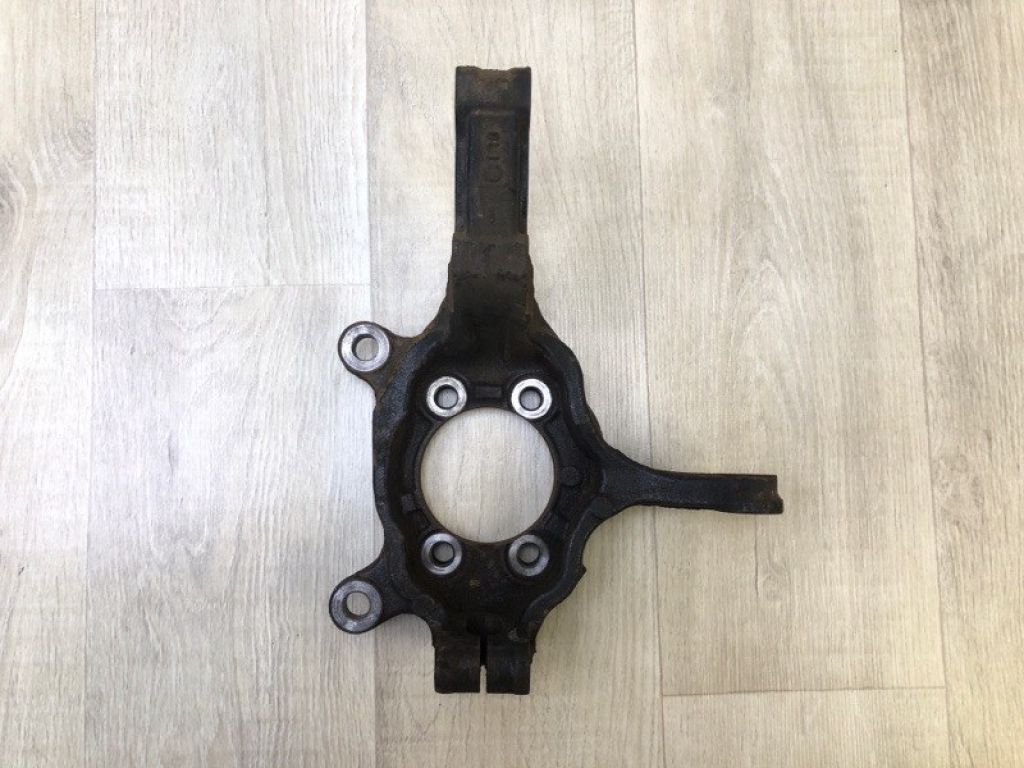 40014JG000 | Кулак поворотний передн. прав. NISSAN ROGUE 08-15