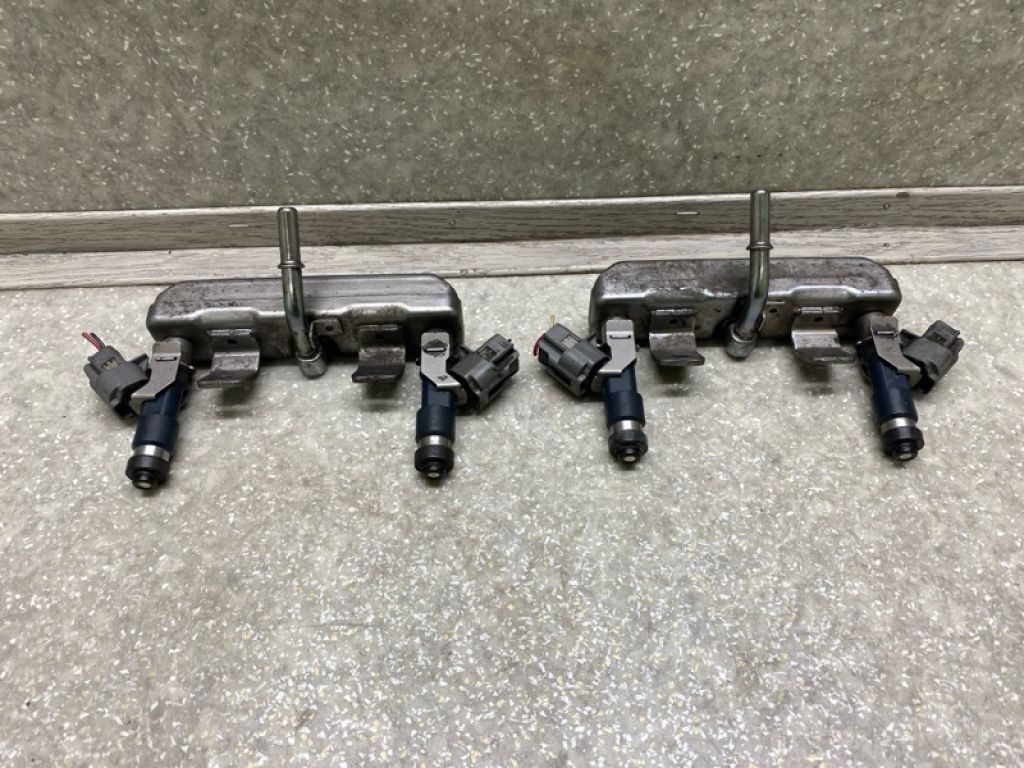 16611AA820 | Форсунка топливная SUBARU FORESTER 12-19