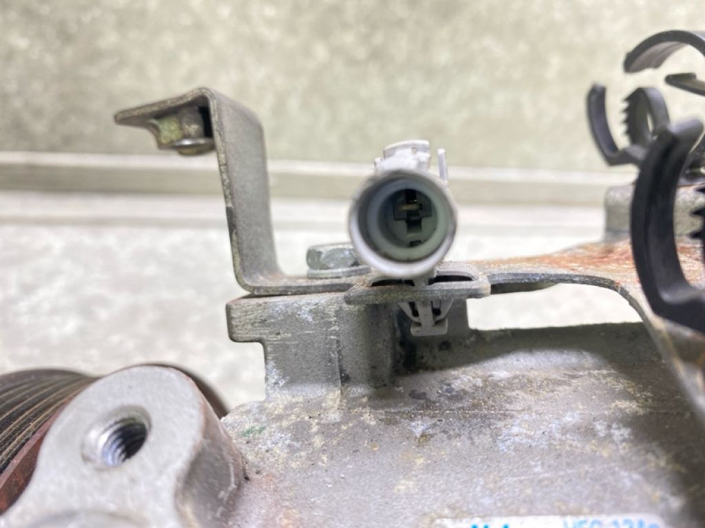 73111FJ040 | Компресор кондиціонера SUBARU FORESTER 12-19 - Фото 8