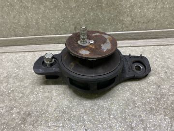 Подушка двигуна прав. SUBARU FORESTER 12-19