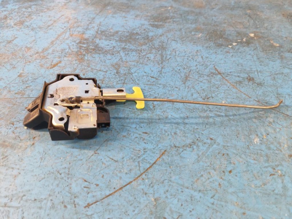 64600-06010 | Замок кришки багажника TOYOTA CAMRY 40 06-11 - Фото 3