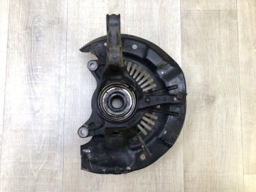 Кулак поворотний передн. прав. TOYOTA VENZA 09-16