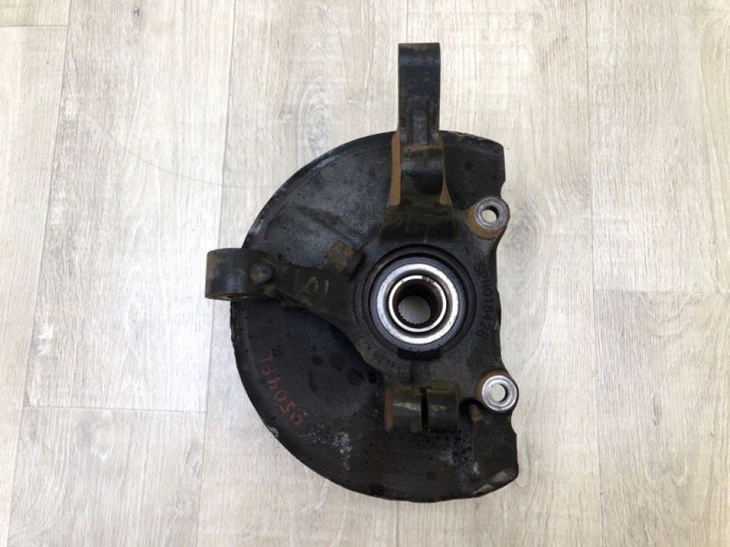 68088 499AC | Кулак поворотний передн. лів. JEEP COMPASS 06-16