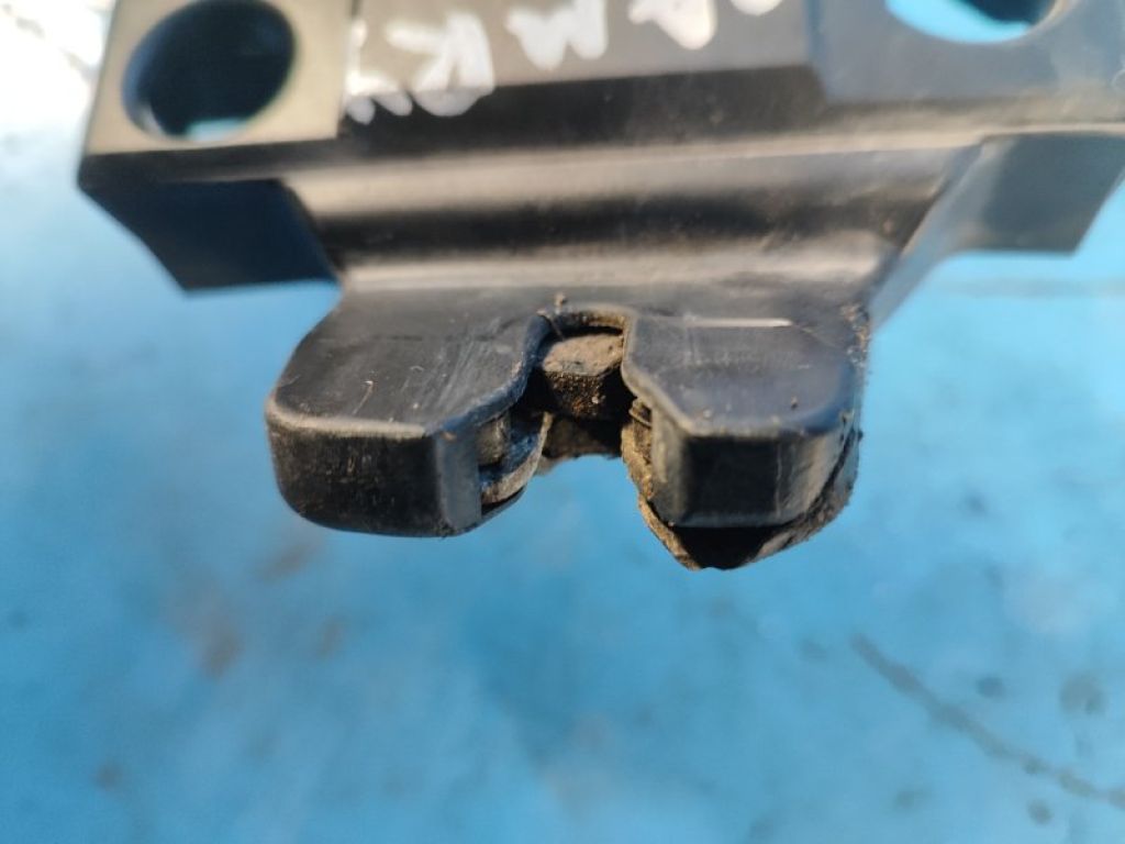 64600-06010 | Замок крышки багажника TOYOTA CAMRY 40 06-11 - Фото 5