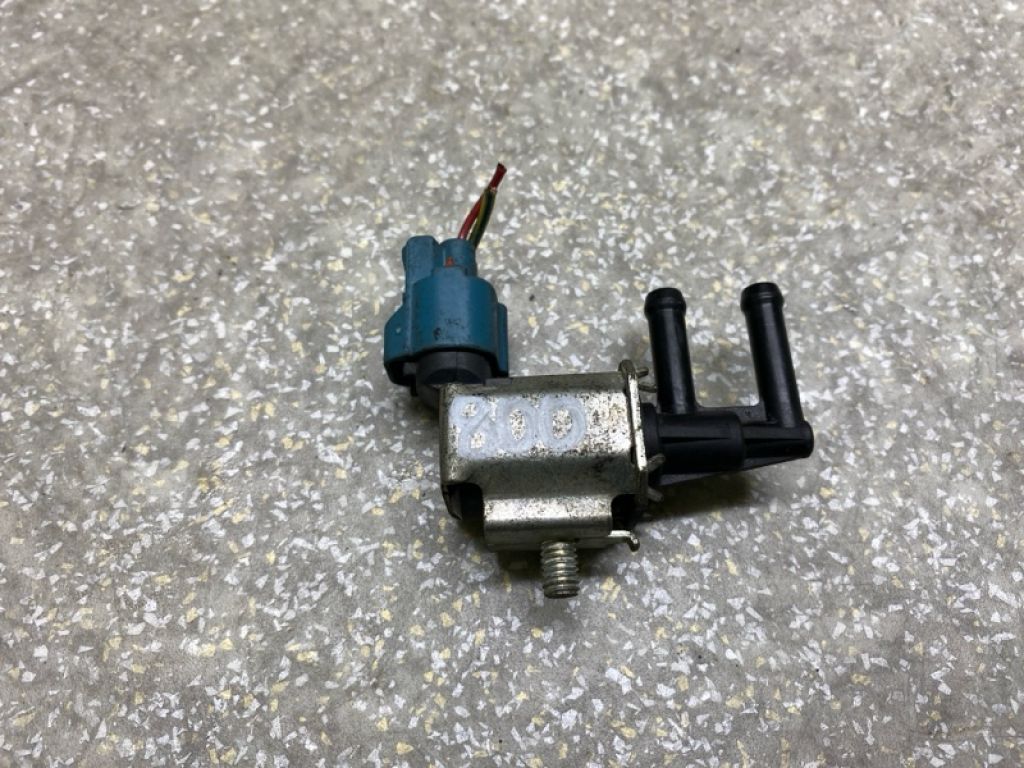 16102AA420 | Клапан електромагнітний (вакуумний) SUBARU TRIBECA B10 07-13