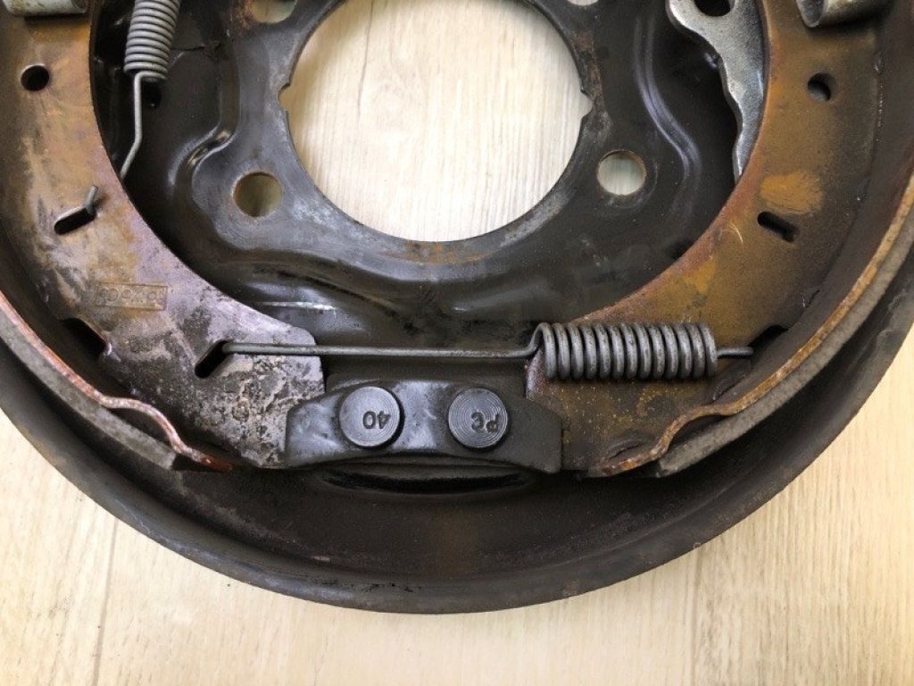 CP9Z-2212-A | Тормозной механизм задн. лев. FORD FOCUS 10-18 - Фото 4