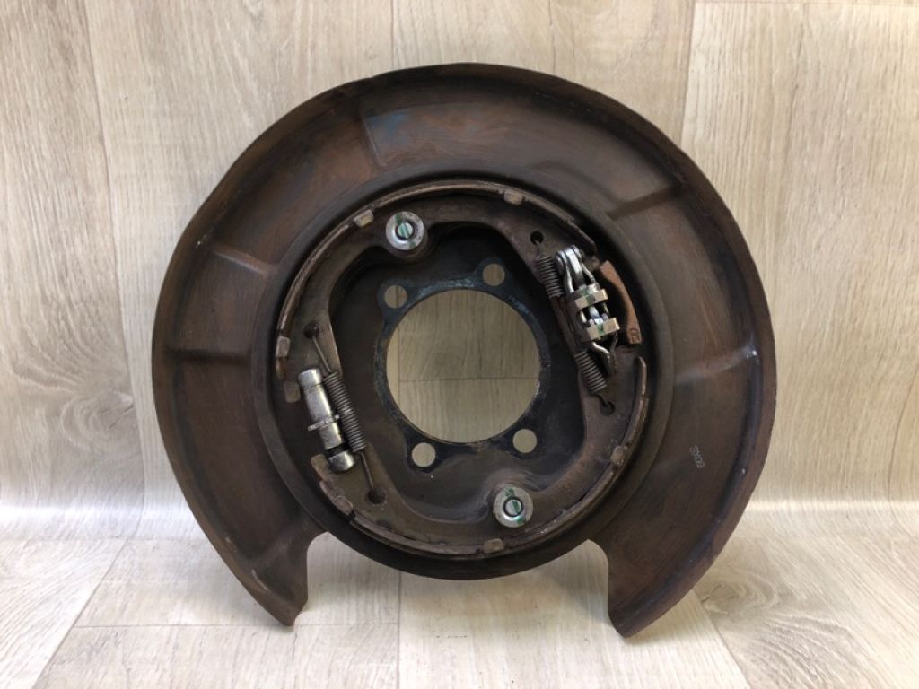 440103JA0C | Гальмівний механізм задн. лів. NISSAN PATHFINDER R52 12-21