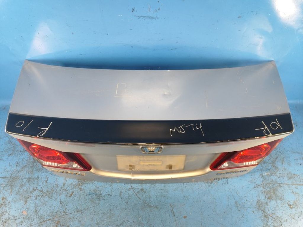 68500-SND-G10ZZ | Кришка багажника HONDA CIVIC 4D 06-11 - Фото 2