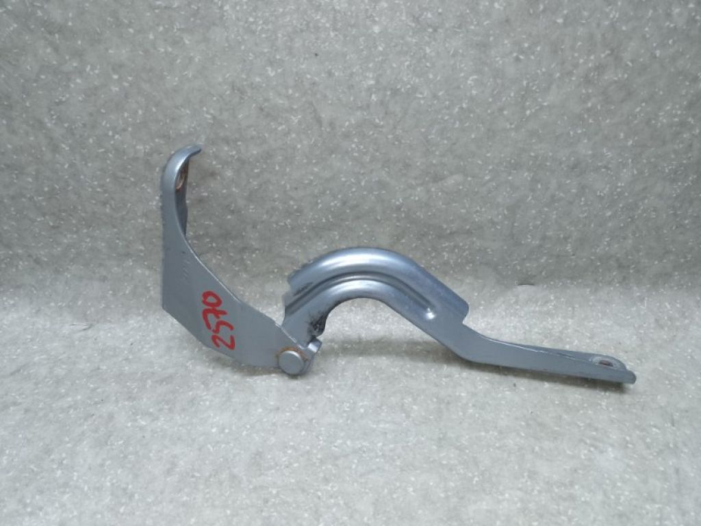 60170-SEA-000ZZ | Петля капоту лів. ACURA TSX 04-08 - Фото 4