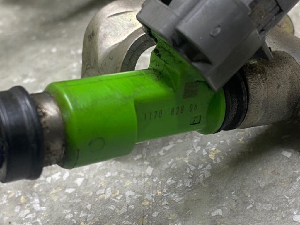 16611AA740 | Форсунка паливна SUBARU TRIBECA B10 07-13 - Фото 12