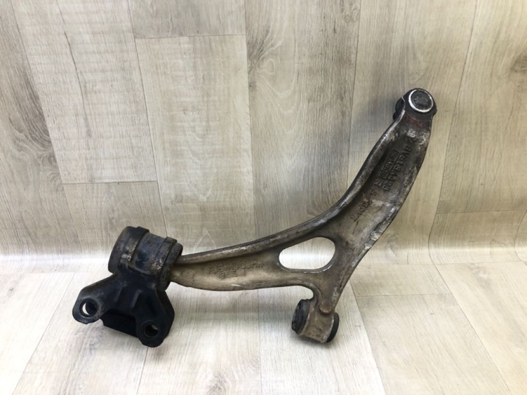 BV6Z-3078-G | Рычаг передней подвески нижний прав. FORD FOCUS 10-18 - Фото 2