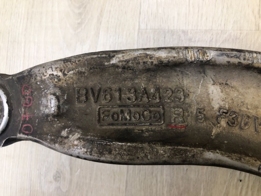 BV6Z-3078-G | Рычаг передней подвески нижний прав. FORD FOCUS 10-18 - Фото 3