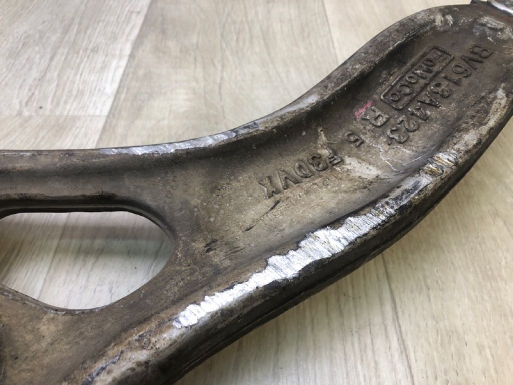 BV6Z-3078-G | Рычаг передней подвески нижний прав. FORD FOCUS 10-18 - Фото 5