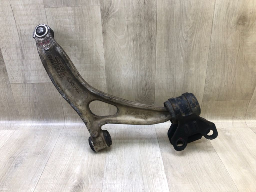 BV6Z-3079-G | Рычаг передней подвески нижний лев. FORD FOCUS 10-18 - Фото 2