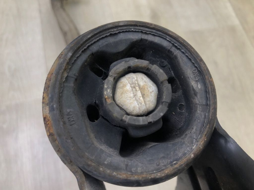 BV6Z-3079-G | Рычаг передней подвески нижний лев. FORD FOCUS 10-18 - Фото 7