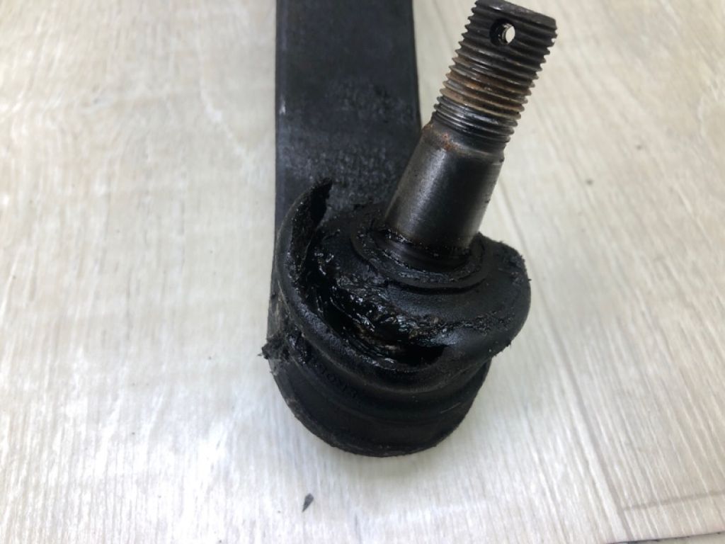 54501CG200 | Важіль передньої підвіски нижній лів. INFINITI FX S50 03-08 - Фото 4