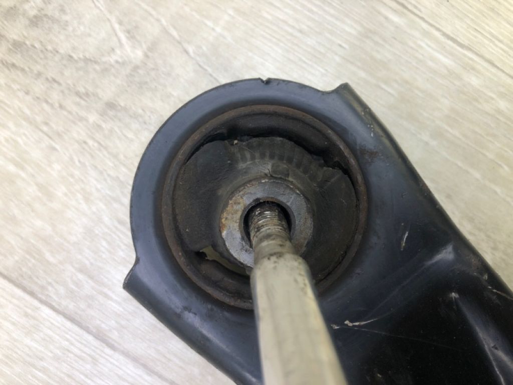 54500JG000 | Важіль передньої підвіски нижній прав. NISSAN ROGUE 08-15 - Фото 5