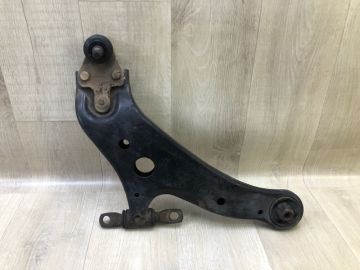 Рычаг передней подвески нижний прав. TOYOTA VENZA 09-16