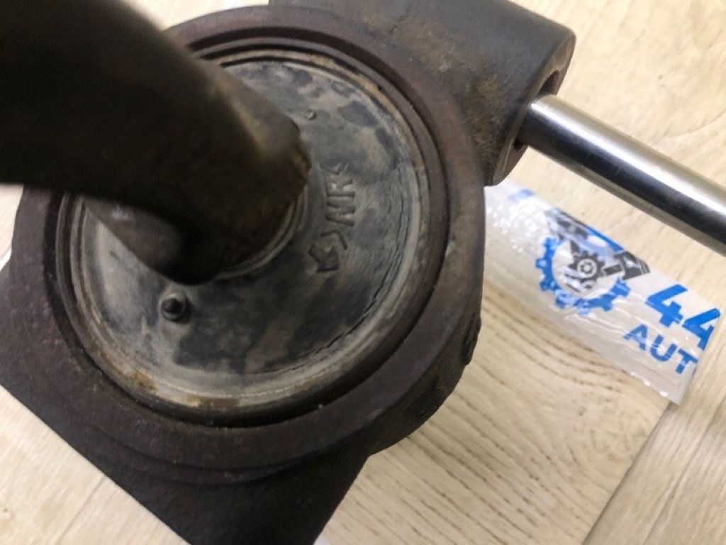 54501CG200 | Важіль передньої підвіски нижній лів. INFINITI FX S50 03-08 - Фото 4