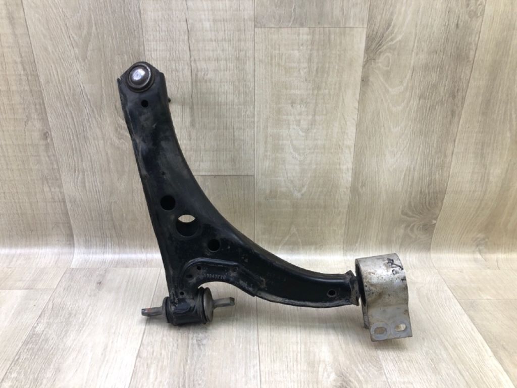 39089342 | Важіль передньої підвіски нижній лів. CHEVROLET CRUZE 15- - Фото 2